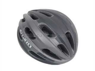 Giro Helm Isode