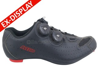 Cuci Gudang Avelio Sepatu Roadbike