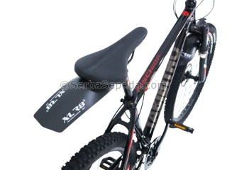 XLR8 Fender Fork